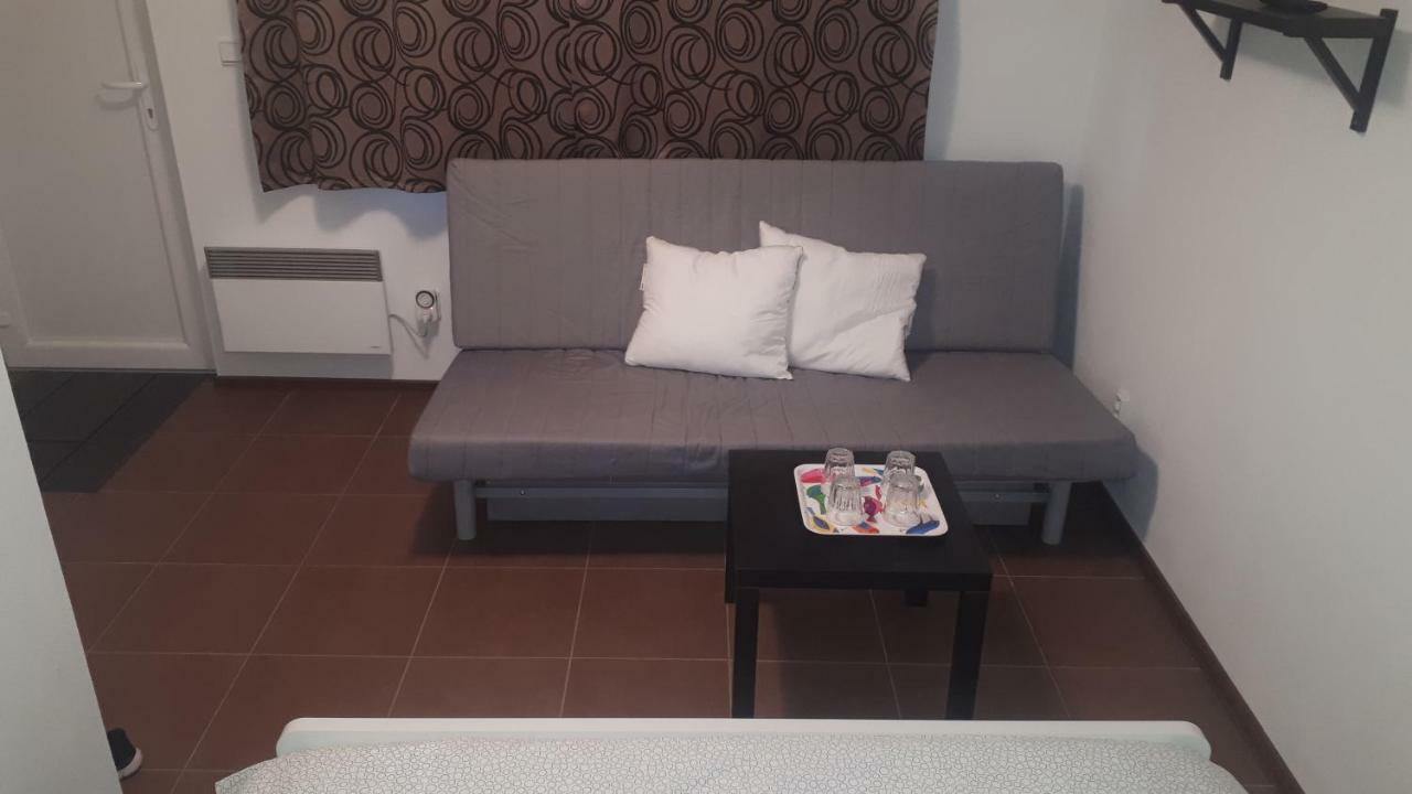 Apartman - Sukromie V Meste Bratislava Bagian luar foto